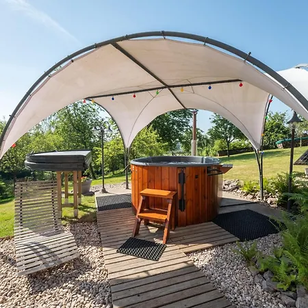 公寓 Du Hallot Avec Spa, Curistes Le Clerjus