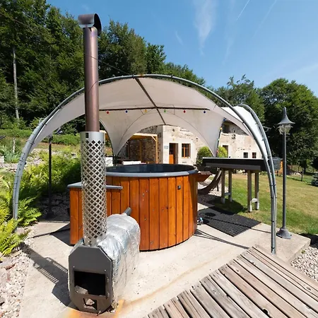 Du Hallot Avec Spa, Curistes * Le Clerjus